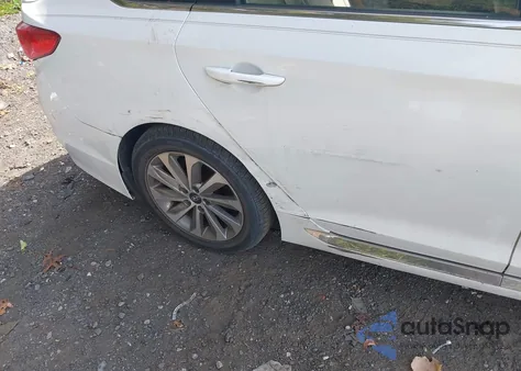 2016 Hyundai Sonata Sport z USA, uszkodzony, nr VIN 5NPE34AF4GH287539